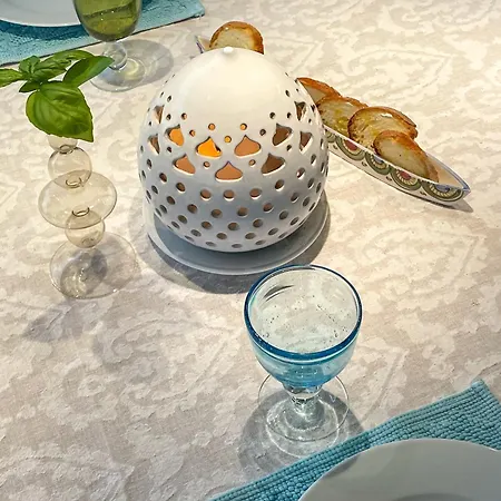 Elvira Guest house